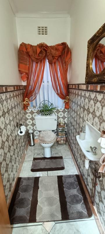 5 Bedroom Property for Sale in Queenstown Central Eastern Cape